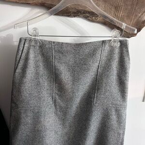 Boden Heritage British Tweed-Gray Midi Pencil Skirt